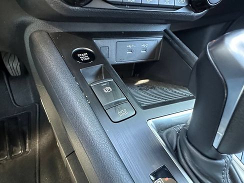 Used 2026 Nissan Kicks SV FWD image 30