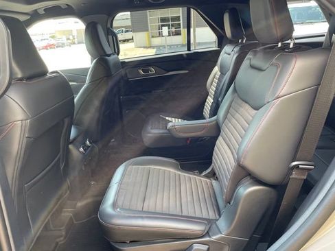New 2026 Ford Explorer ST-Line AWD/4WD image 45