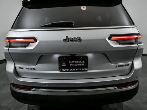 Used 2022 Jeep Grand Cherokee L Limited image 9