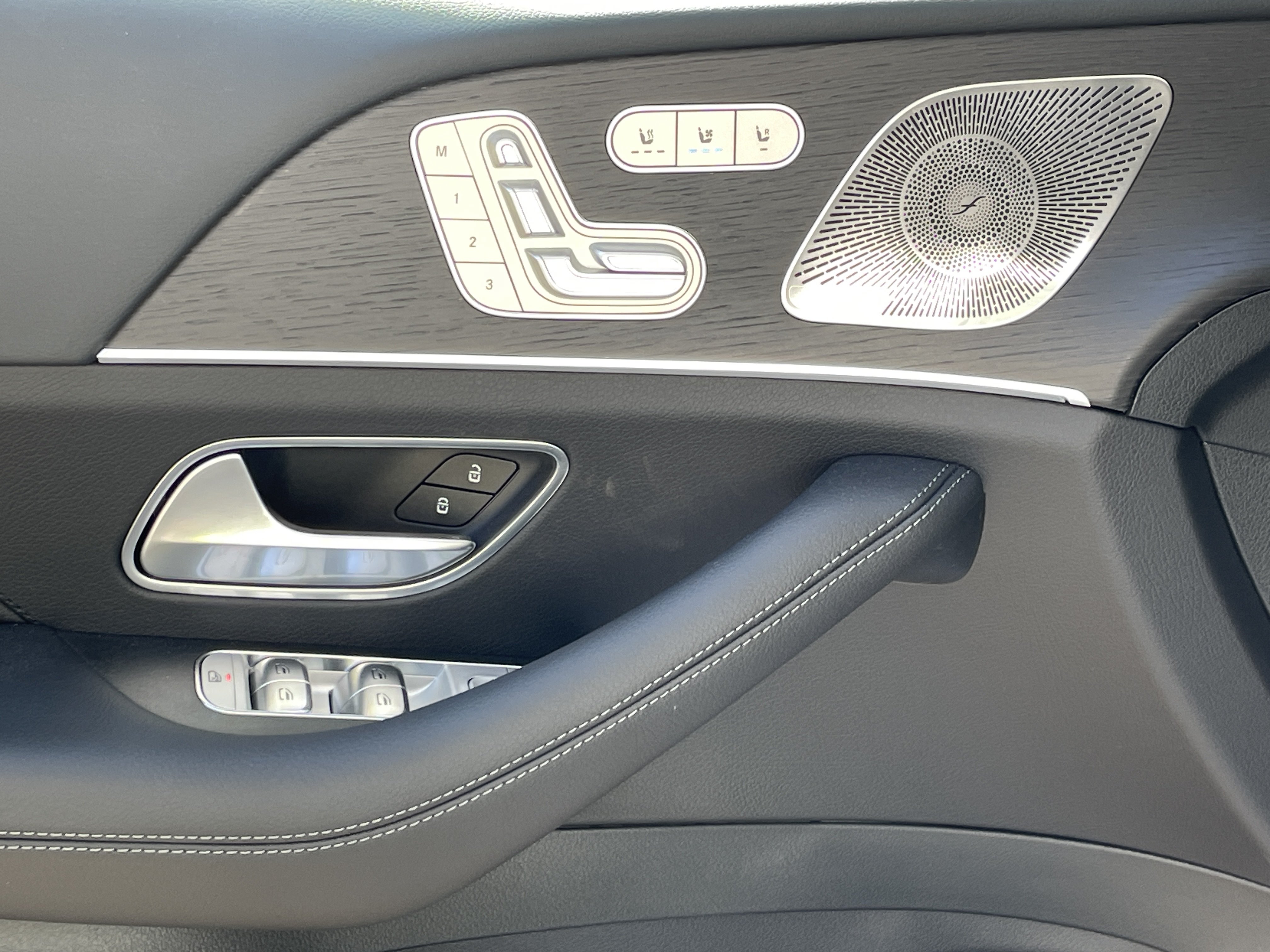 New 2026 Mercedes-Benz GLE 450 4MATIC image 16