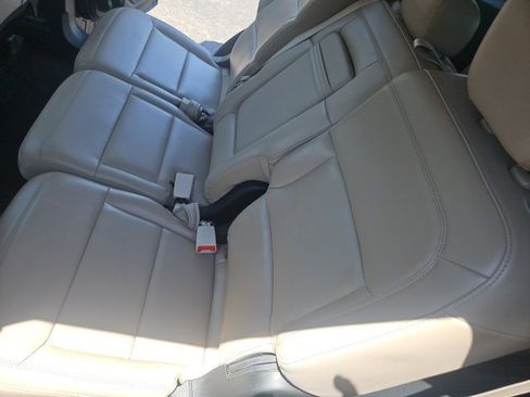 Used 2024 Ford Explorer XLT w/ Equipment Group 202A image 17