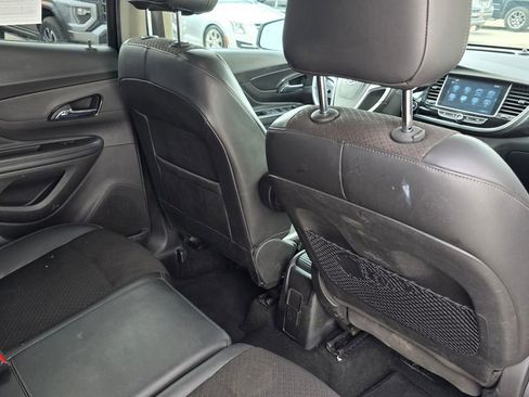 Used 2018 Buick Encore Preferred image 17
