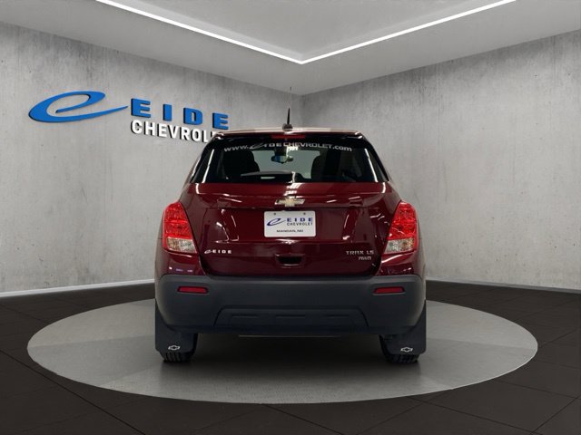 Used 2016 Chevrolet Trax LS AWD/4WD image 13