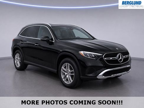 Used 2025 Mercedes-Benz GLC 300 4MATIC image 1