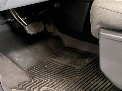 Used 2023 Ford F250 XLT w/ FX4 Off-Road Package image 20