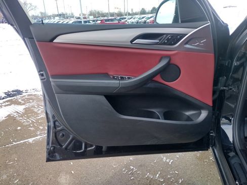 Used 2023 BMW X3 xDrive30i image 9