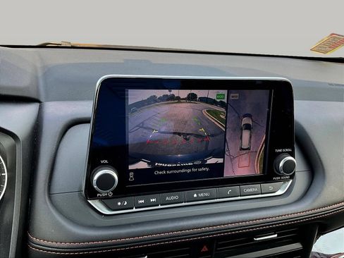 Certified 2026 Nissan Rogue SV AWD/4WD image 17