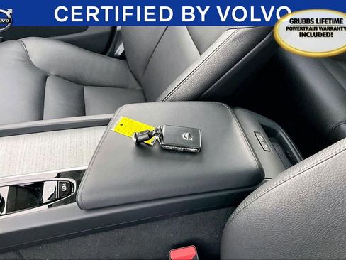 Certified 2025 Volvo XC60 B5 Plus image 14