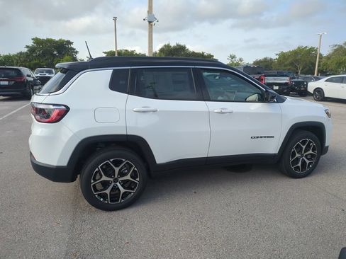 New 2026 Jeep Compass Limited AWD/4WD image 4