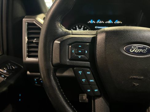 Used 2015 Ford F150 XLT w/ Equipment Group 302A Luxury image 13