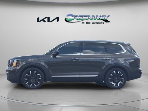 Used 2024 Kia Telluride SX Prestige AWD/4WD image 3