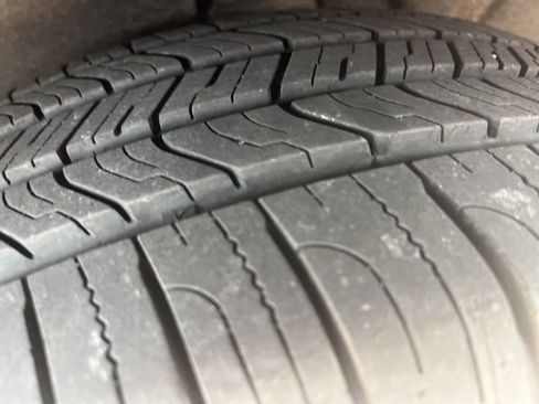 Used 2018 Chevrolet Equinox LT AWD/4WD image 8