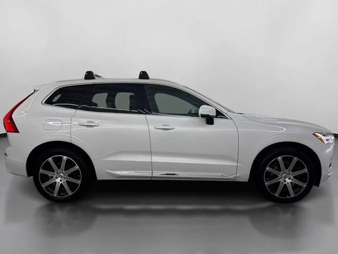 Used 2021 Volvo XC60 T5 Inscription image 11