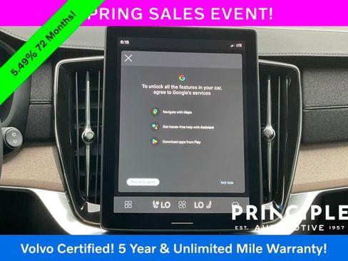 Certified 2025 Volvo XC90 B5 Plus image 24