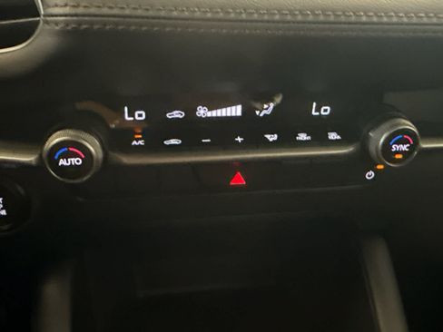 Certified 2026 MAZDA MAZDA3 s Sport FWD image 18