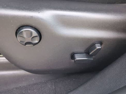 Used 2020 Dodge Durango R/T w/ Blacktop Package image 18