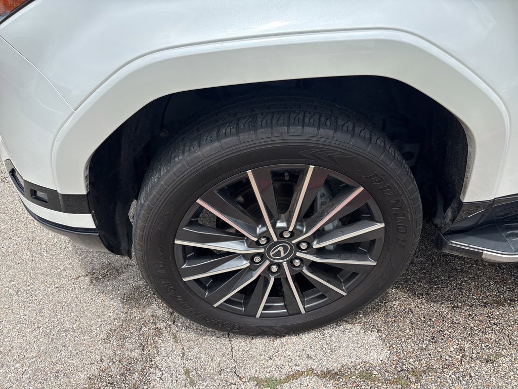 Certified 2024 Lexus GX 550 w/ Accessory Package (Z1) AWD/4WD image 9