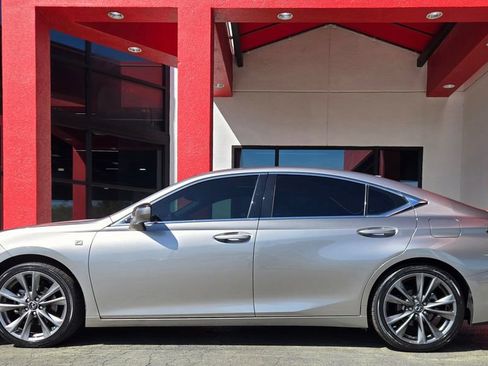 Used 2020 Lexus ES 350 F Sport w/ Accessory Package image 5