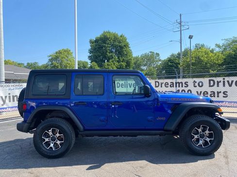 Used 2018 Jeep Wrangler Unlimited Rubicon w/ Dual Top Group AWD/4WD image 2