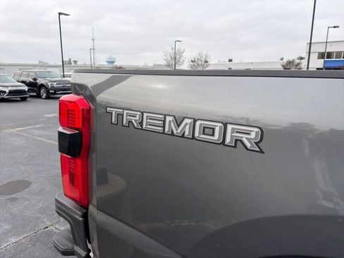 Certified 2026 Ford F350 Platinum w/ Tremor Off-Road Package image 10