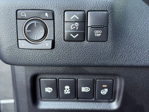 Used 2023 Lexus GX 460 Premium image 37