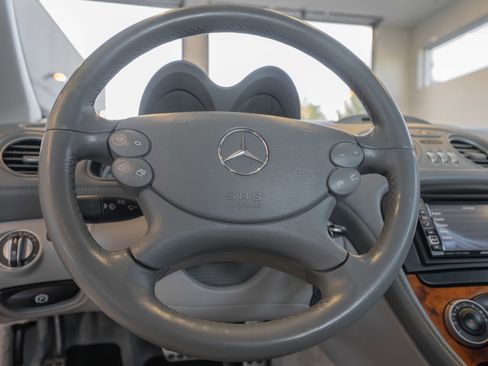 Used 2003 Mercedes-Benz SL 500 image 9
