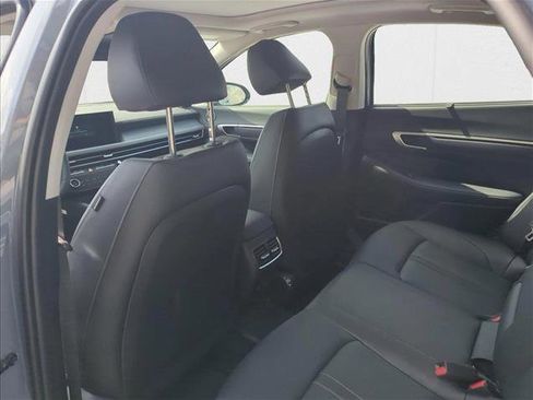 New 2025 Hyundai Sonata Limited image 19