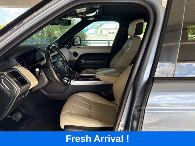 Used 2019 Land Rover Range Rover Sport HSE AWD/4WD image 2