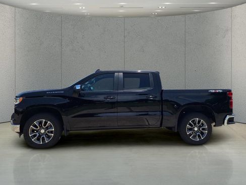 Used 2023 Chevrolet Silverado 1500 LT AWD/4WD image 8