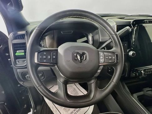 Used 2024 RAM 3500 Limited AWD/4WD image 12