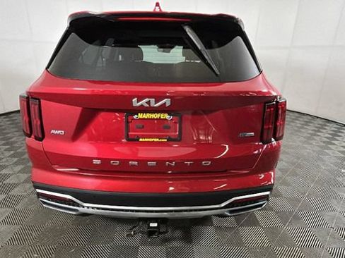 Used 2022 Kia Sorento SX w/ Panoramic Sunroof Package AWD/4WD image 3