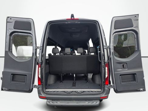 New 2025 Mercedes-Benz Sprinter 2500 image 15