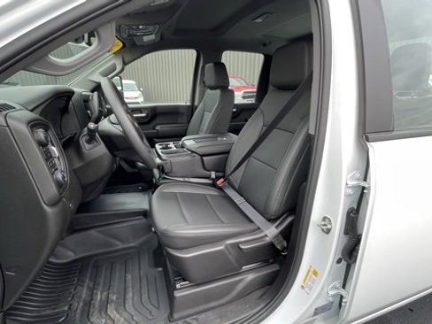 Used 2024 Chevrolet Silverado 2500 W/T w/ WT/CX Safety Package image 11