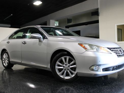 Used 2010 Lexus ES 350 FWD image 38