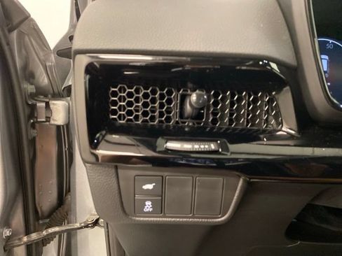 Used 2024 Honda CR-V Sport Touring image 18