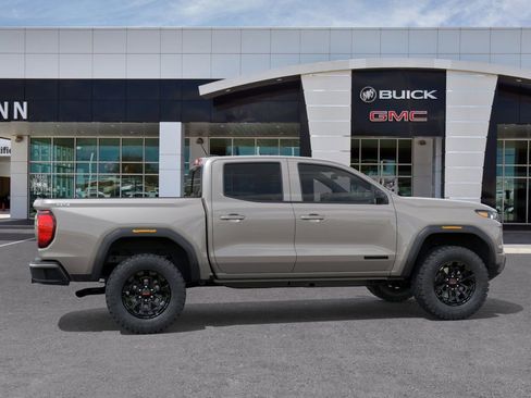 New 2026 GMC Canyon Elevation w/ Convenience Package image 5