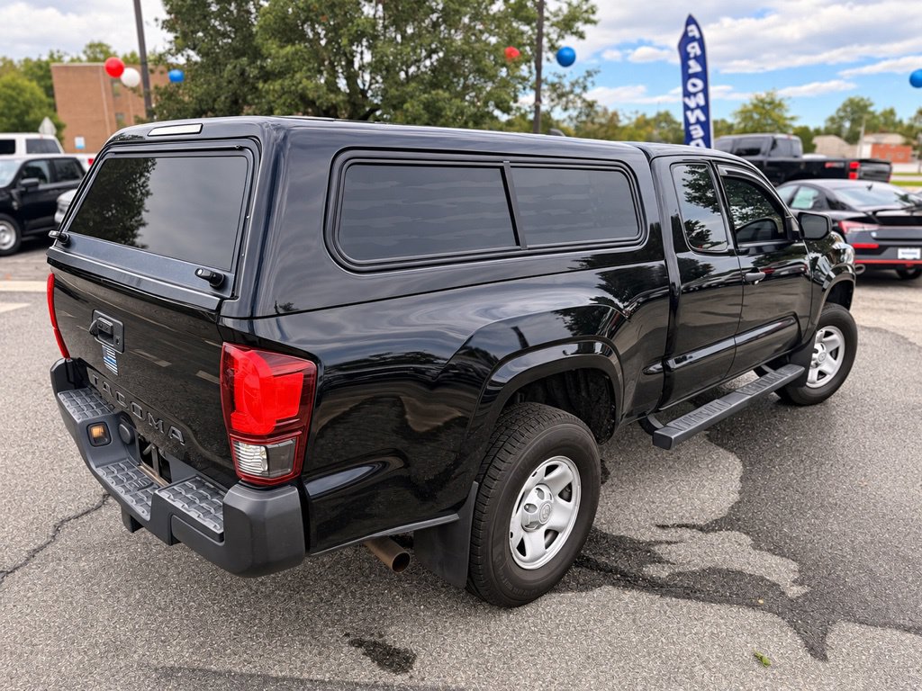 Used 2018 Toyota Tacoma SR RWD image 3