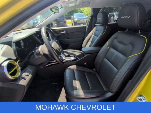 Used 2024 Chevrolet Trax ACTIV w/ Driver Confidence Package FWD image 18