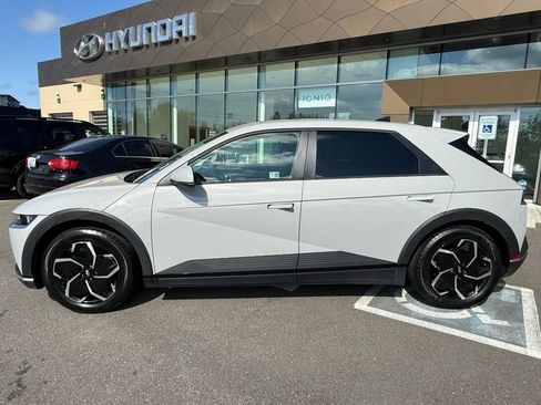 Certified 2024 Hyundai Ioniq 5 SEL AWD/4WD image 2