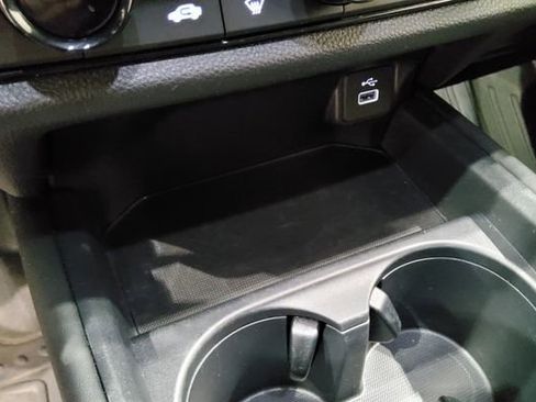 Used 2024 Honda HR-V Sport image 30