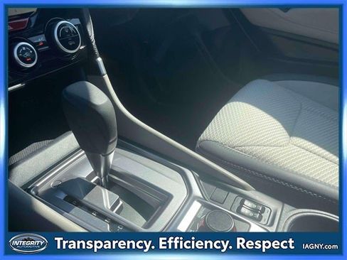 Used 2023 Subaru Forester Premium image 31