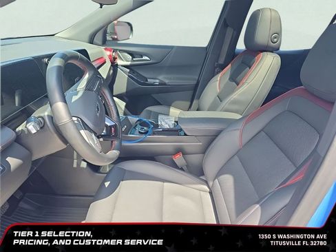 Used 2025 Chevrolet Equinox RS FWD image 11
