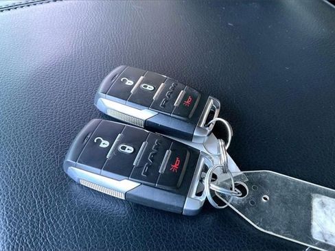 Used 2022 RAM 1500 Big Horn image 10