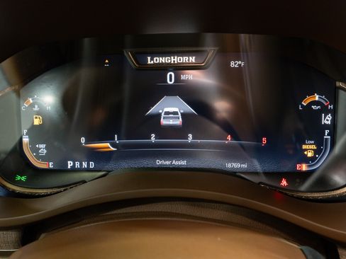 Used 2023 RAM 3500 Limited image 28