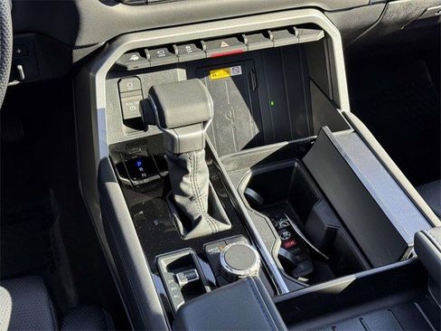 Used 2024 Toyota Tundra Platinum image 20