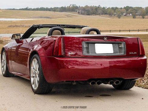 Used 2007 Cadillac XLR V image 6