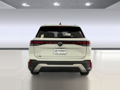 New 2026 Volkswagen Tiguan S FWD image 10