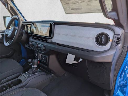 New 2026 Jeep Gladiator Sport AWD/4WD image 26