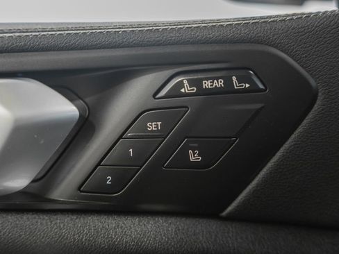 Used 2022 BMW X7 xDrive40i AWD/4WD image 43