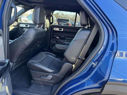 Used 2022 Ford Explorer ST w/ Equipment Group 401A image 9
